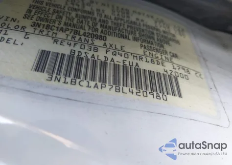 2011 Nissan Versa 1.8S z USA, uszkodzony, nr VIN 3N1BC1AP7BL420980